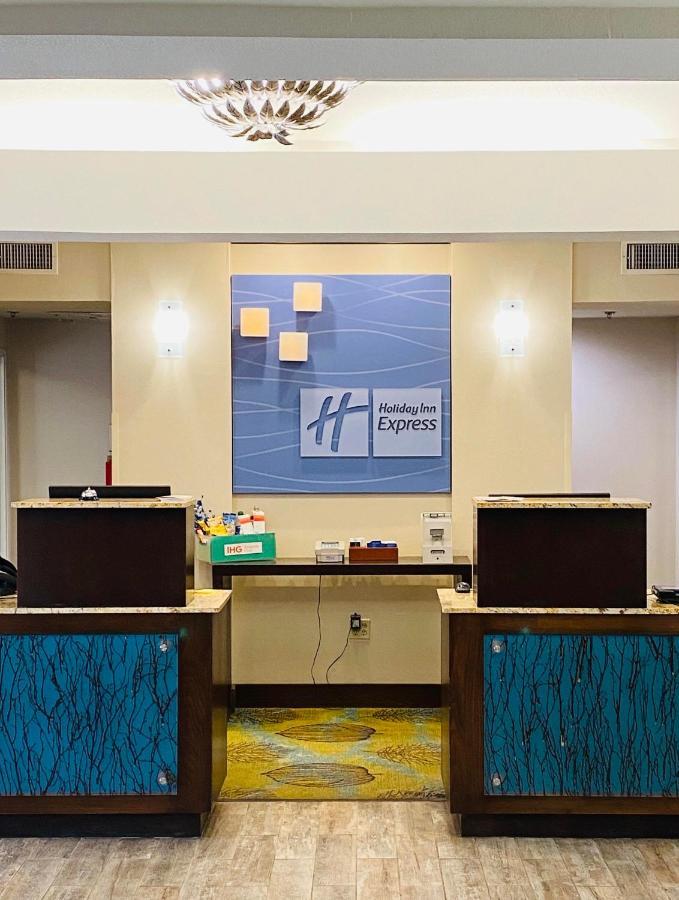 Holiday Inn Express Fresno River Park Highway 41 By Ihg Exterior foto