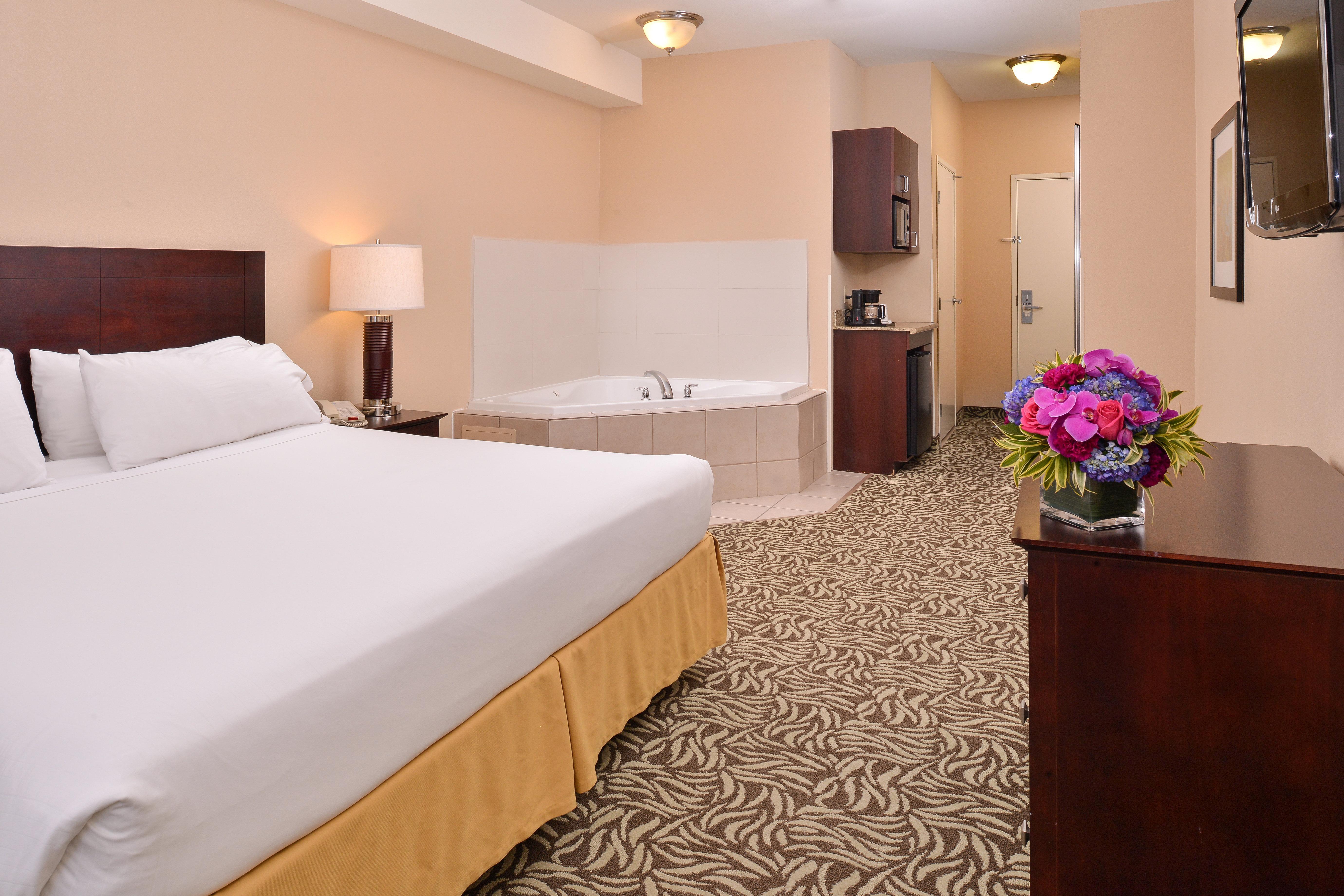 Holiday Inn Express Fresno River Park Highway 41 By Ihg Exterior foto