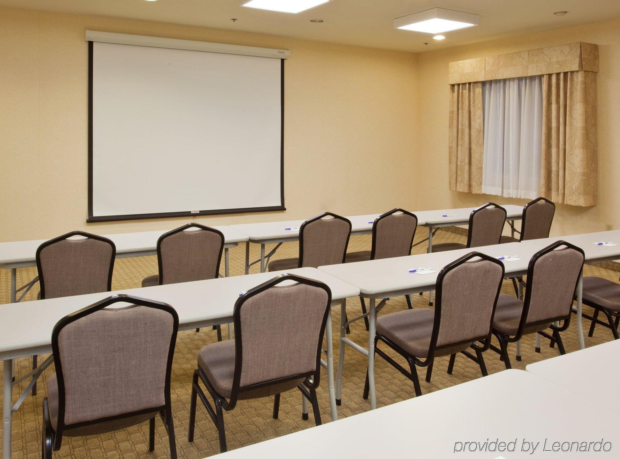 Holiday Inn Express Fresno River Park Highway 41 By Ihg Exterior foto