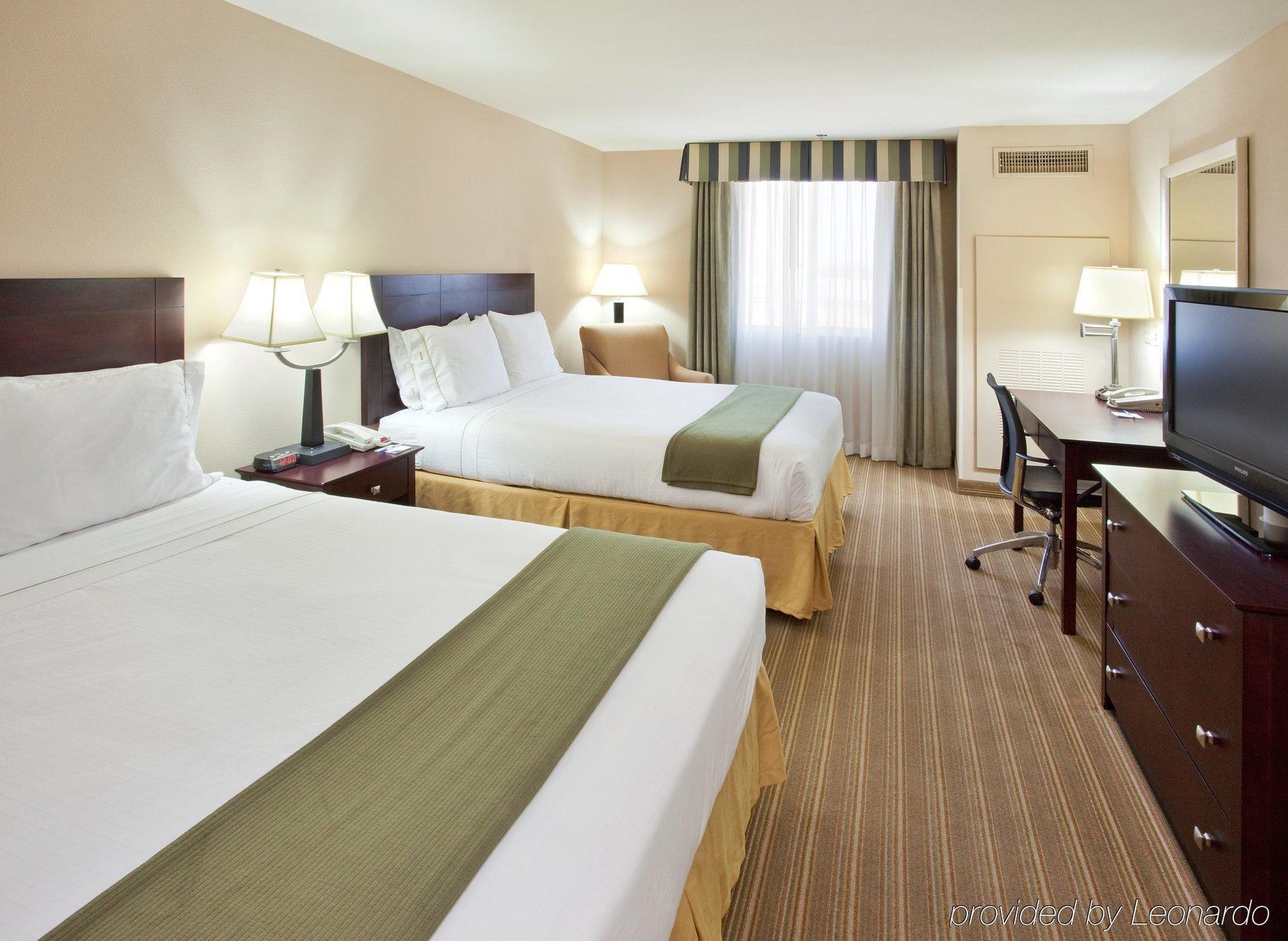 Holiday Inn Express Fresno River Park Highway 41 By Ihg Habitación foto
